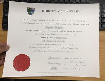 Can I get a Heriot-Watt University degree online?